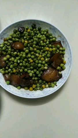 姚瑶姚主播照片