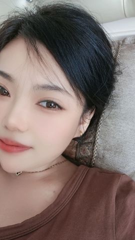 ღ娜娜ぃ安静唱歌🍀主播照片
