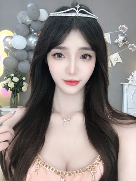 💫亚轩否极泰来主播照片