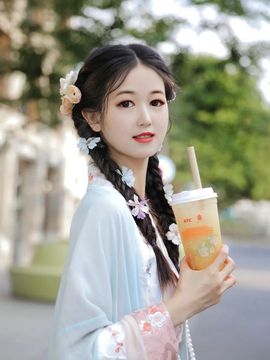 菲儿💗好运来🌈的图片