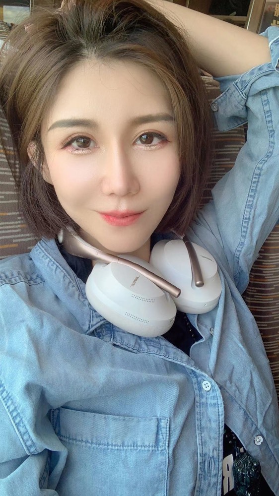 大鈺兒?在西雙版納的主播照片