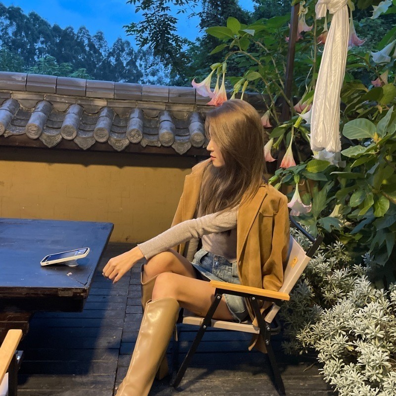 小满喵喵的主播海报