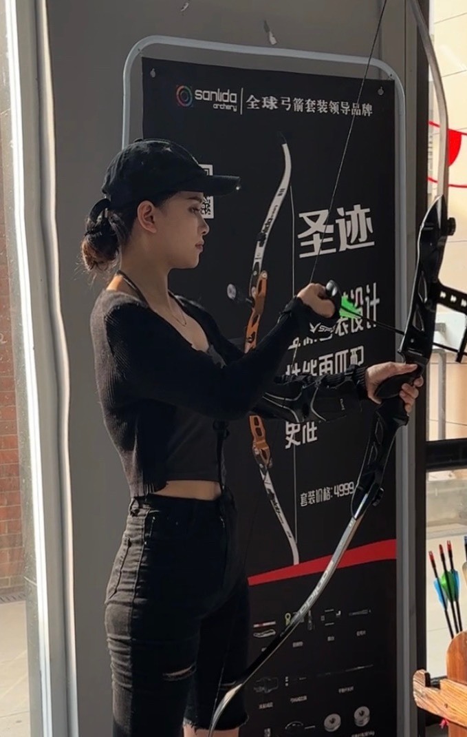 赵一晗的图片