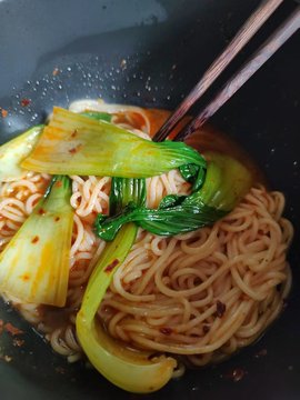 新人欣欣呀主播照片