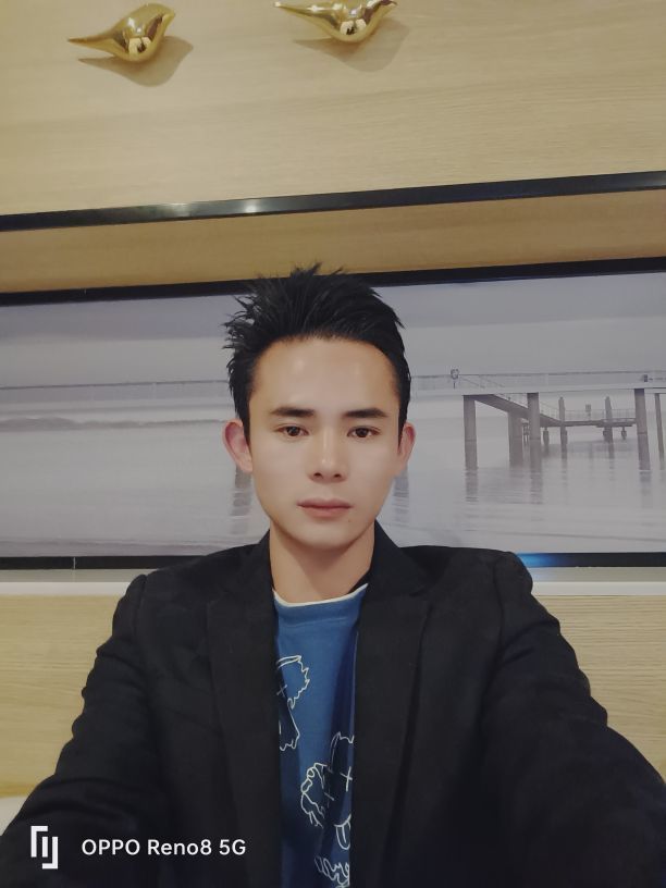 竹晟堂一一主播照片