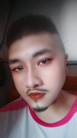 刘氏家族六少爷主播照片