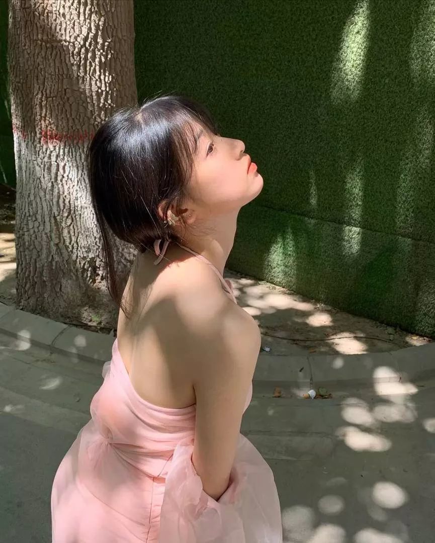 奶瓶崽的图片