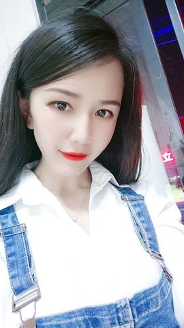 木稳稳761837主播照片