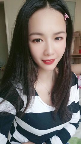 木稳稳761837主播照片