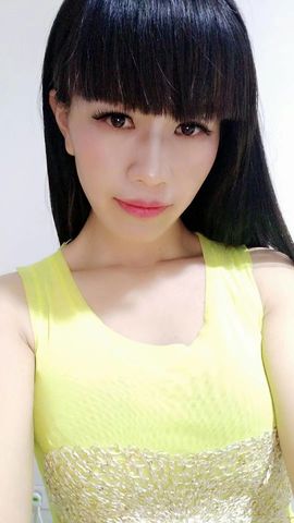 木稳稳761837主播照片