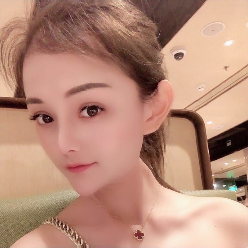 小诗没人疼～海报