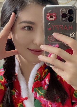 木子！小安主播照片