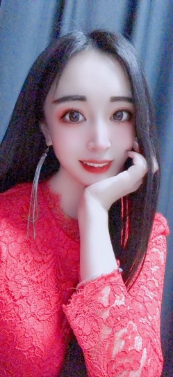 小玲宝🧸安静唱歌主播照片