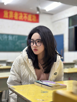 243726672主播照片