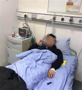 酷卤连锁主播照片