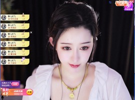 近视又散光主播照片
