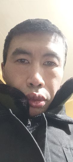 越越哥哥🍥主播照片