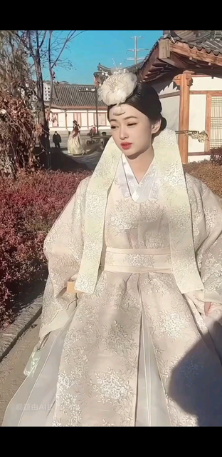 我是不是个漂亮的小姐