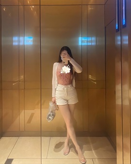 cc睡不醒主播照片