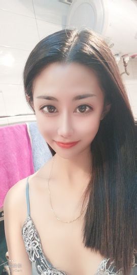 秦般若主播照片