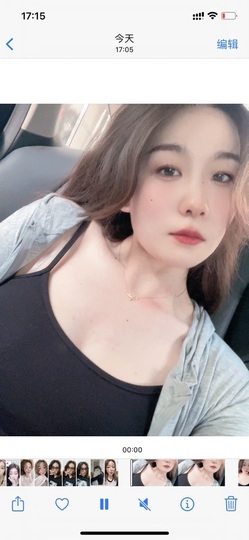 小小♥休的图片