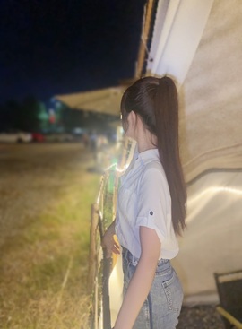 周周zz.主播照片