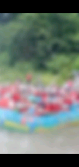 水舀子被抢走了，打个水仗容易么