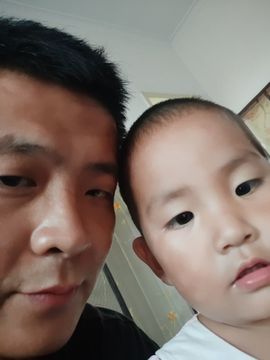 ▨小龙主播照片