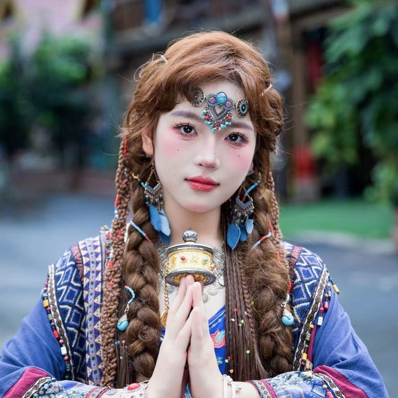 你的庵庵哇的主播海报