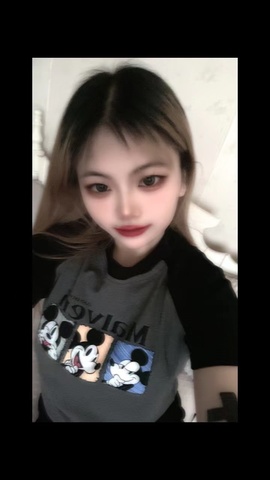 小软儿来咯~主播照片