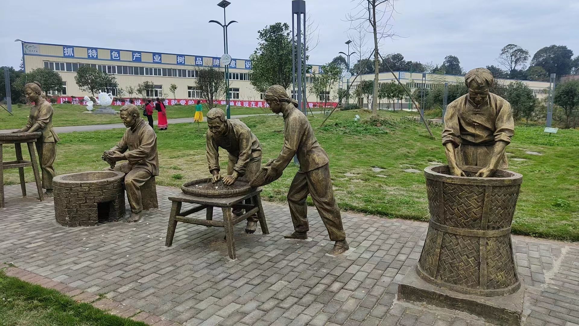 阿涛摩旅就是开心的图片