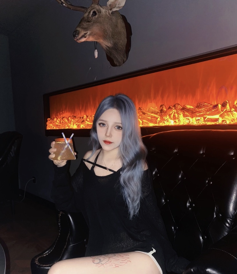 清老师的主播照片