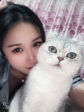 骑白马的小王子主播照片