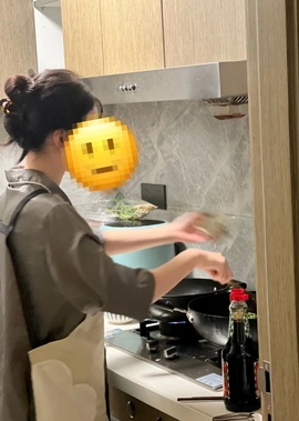 郝哇噻家里人住院暂休的图片