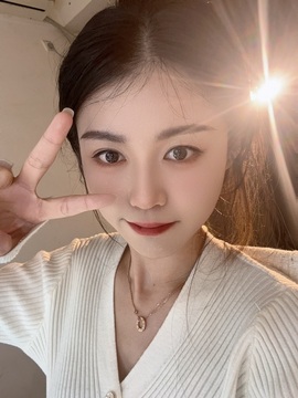 娜扎🧸主播照片