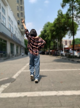 ღ蔡蔡🎙的图片