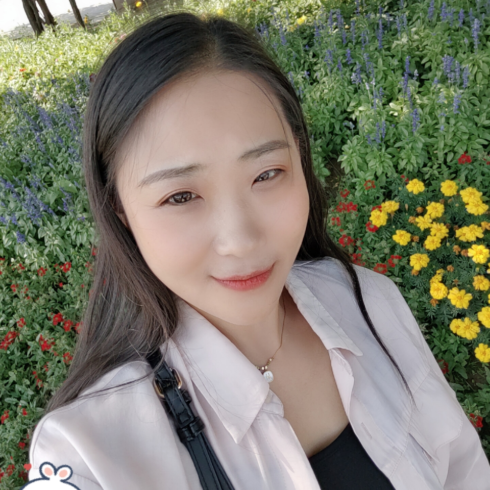 新人~芊芊海报