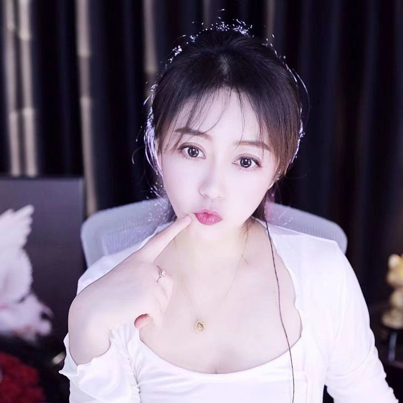 林玉晨的主播海报