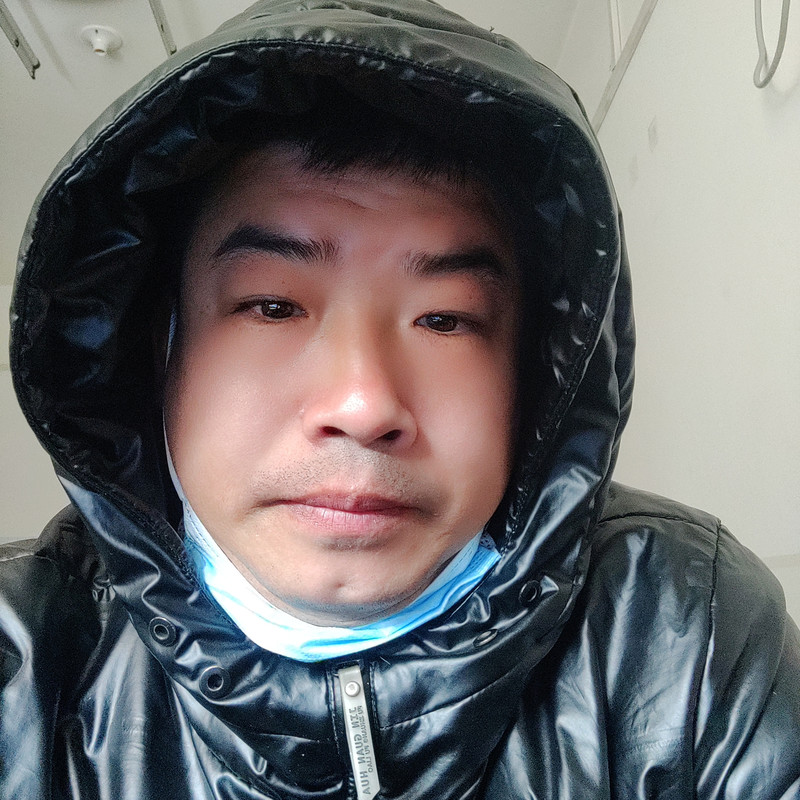 ☢甜蜜的小山海报