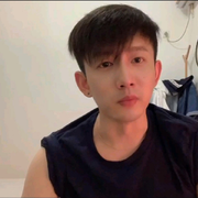 @墨晨的头像