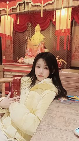 浮若若主播照片