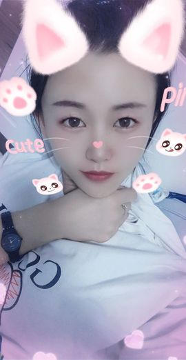 99。唱歌滴主播照片