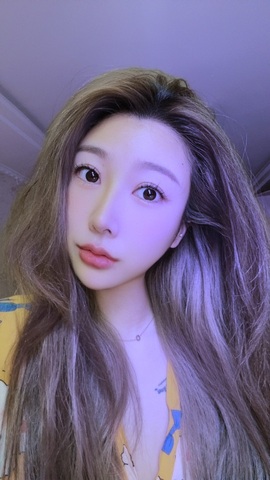 大拉馨💌差2个火山主播照片