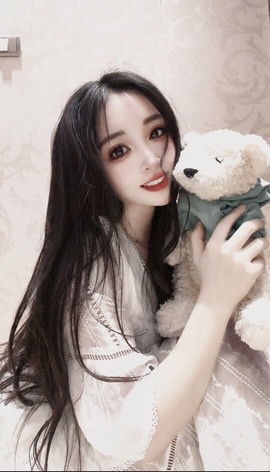 小玲宝🧸主播照片