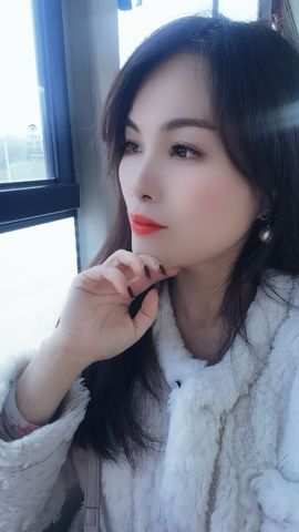 小雪越来越好主播照片
