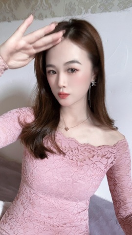 清雅休主播照片