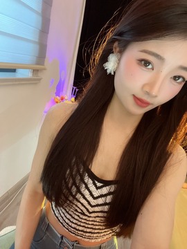 微晨美女主播照片