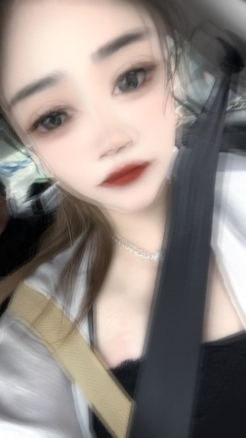 新人小妤的图片
