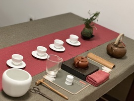 茶茶大吉大利主播照片