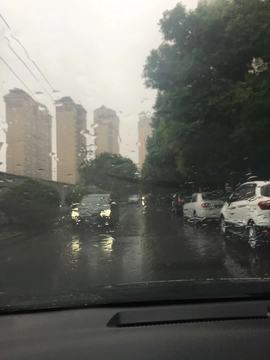 时间不需要你等的图片